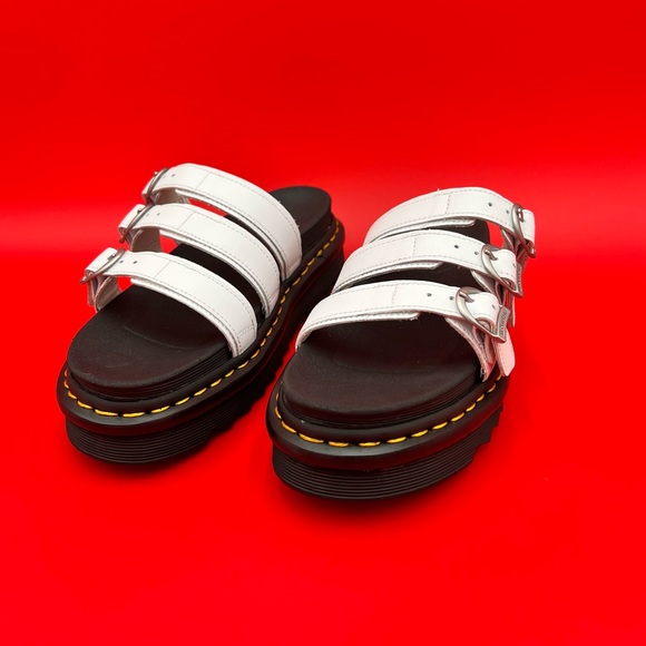 NEW! Womens DR MARTENS Blaire Slide Sandals NWOB - Picture 8 of 9